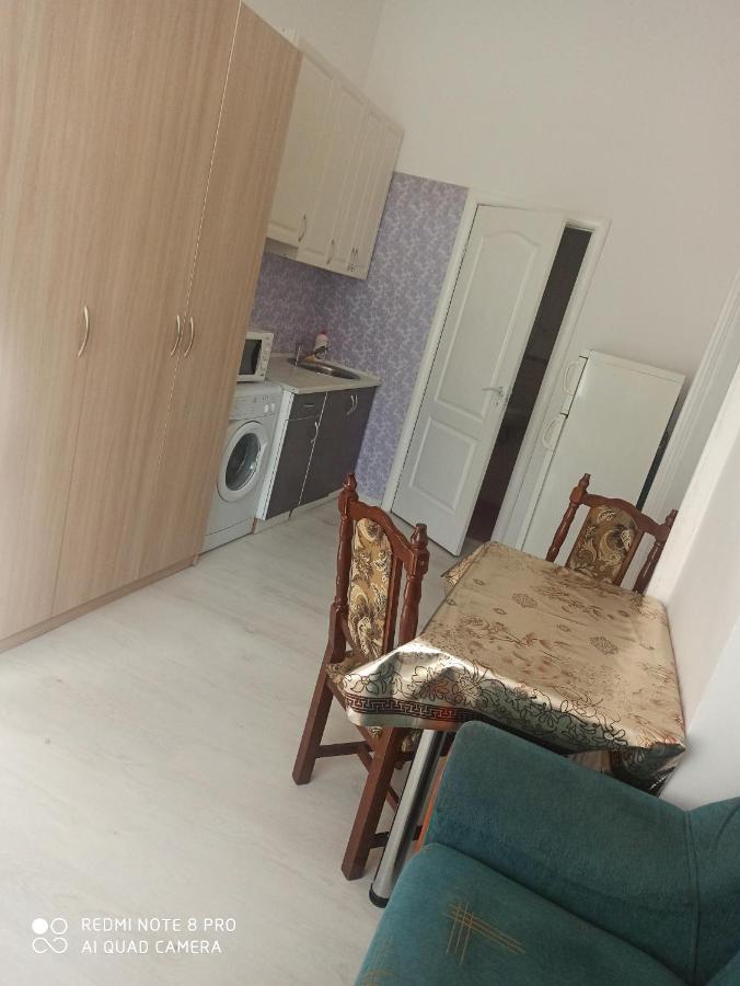 Apartament On Franka Street Apartment Lviv Exterior photo
