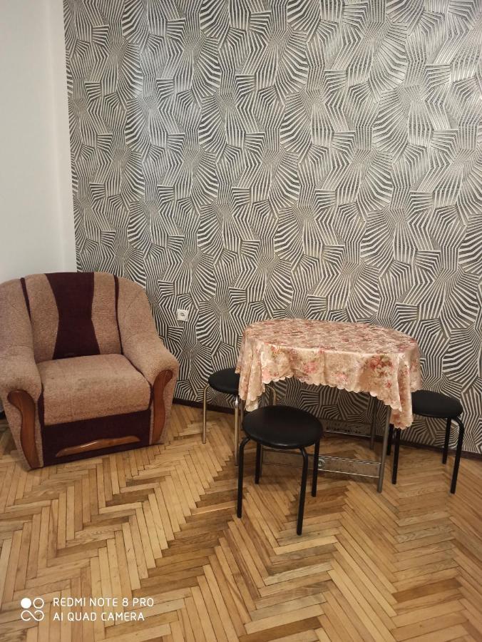 Apartament On Franka Street Apartment Lviv Exterior photo